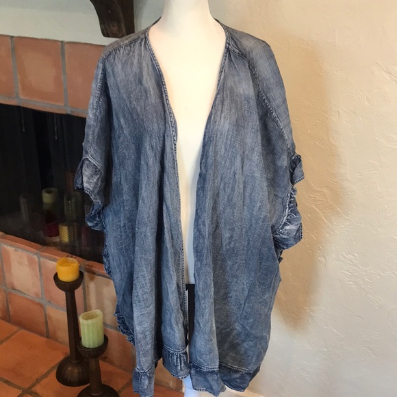 Easel Ruffled Denim Kimono Size M Nwt 